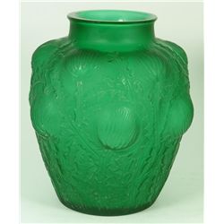 R. LALIQUE EMERALD GREEN 'DOMREMY' VASE 1926
