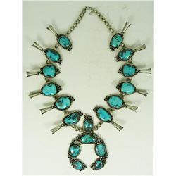NATIVE AMERICAN SILVER & TURQUOISE NECKLACE