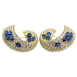 Pr OF EXQUISITE SAPPHIRE AND DIAMOND LAPEL PINS