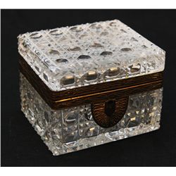 FRENCH CUT CRYSTAL HINGED LOCKING BOX