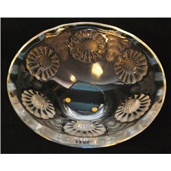 LALIQUE FRANCE DAISY FLORAL CRYSTAL DISH