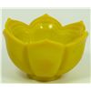 Image 1 : CHINESE YELLOW PEKING LOTUS FORM GLASS BOWL