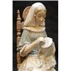 Image 2 : LLADRO SPAIN PORCELAIN FIGURINE 'EMBROIDERER' 4865