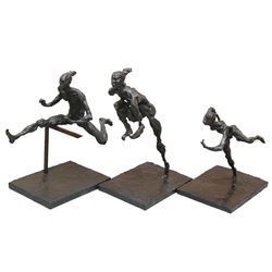 ARTIS LANE '3 HURDLERS' BRONZE SUITE