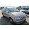 Image 1 : 2002 - TOYOTA SIENNA