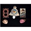 Image 1 : Sand Painted Electric Decor & 2 Cowboy Hat Magnets
