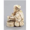 Image 3 : A group of two ivory netsuke.