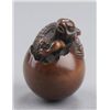 Image 5 : A wood netsuke of Tengu no Tamago.