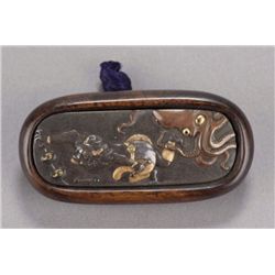 A shibuichi and senyoku kagamibuta, octopus chasin