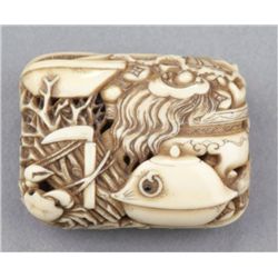 An ivory square ryusa manju of demons.