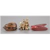 Image 1 : A group of 3 netsuke.