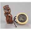 Image 1 : A group of two netsuke.