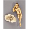 Image 1 : A group of two ivory netsuke.