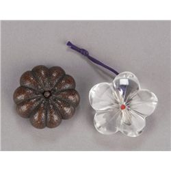 A group of two manju, various materials.