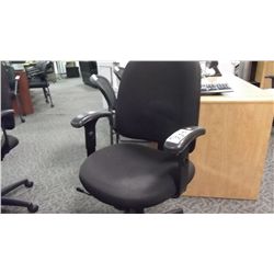BLACK ADJUSTABLE ARM TASK CHAIR STYLE 2