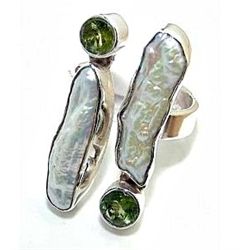 Silver and Biwa Pearl & Peridot Ring