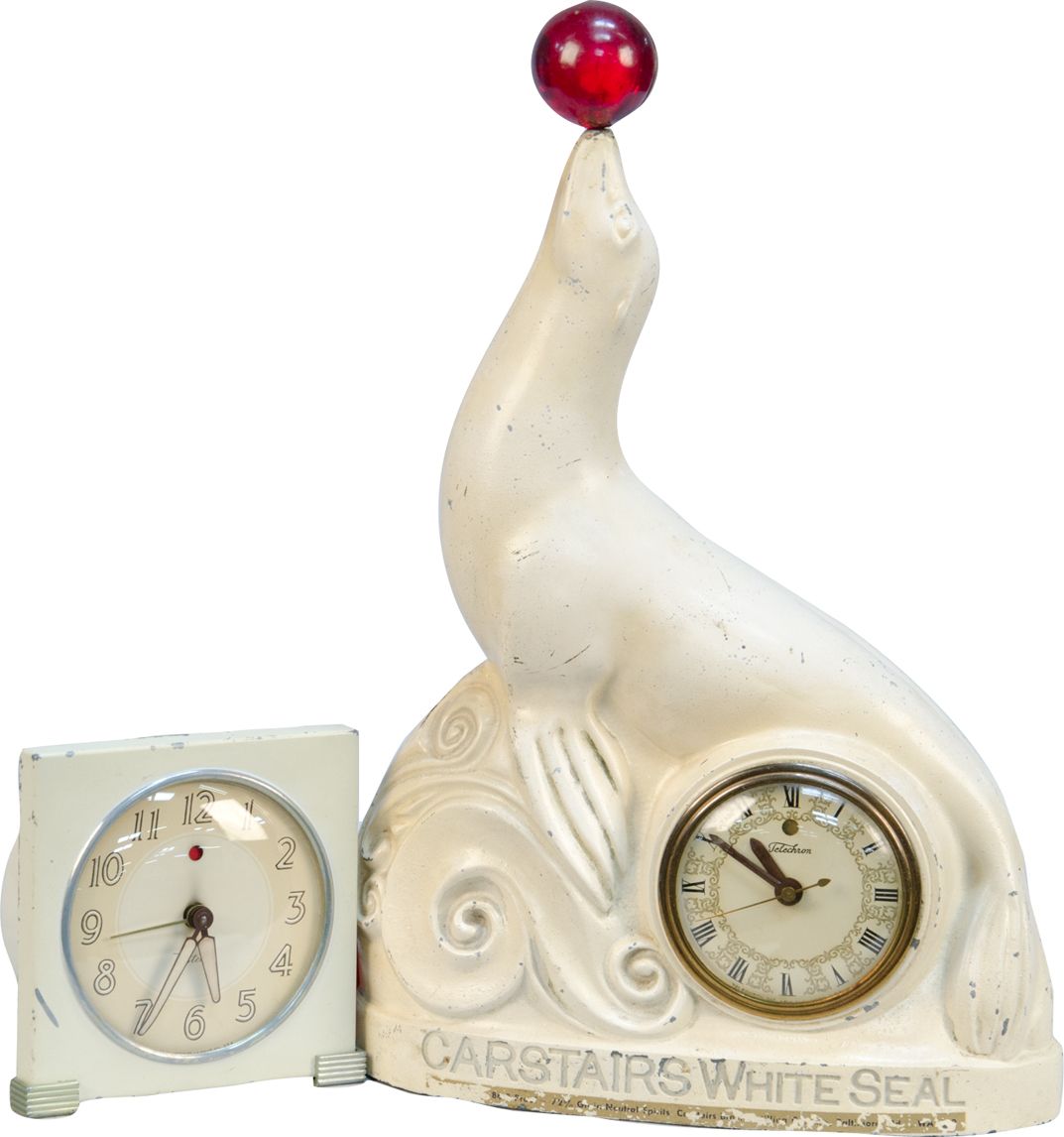 Lot of 2 Countertop Clocks:
