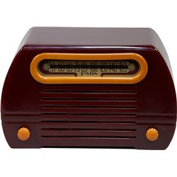 Fada Model 652 Tabletop Electric Catalin Radio