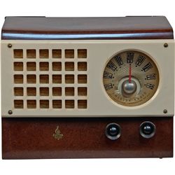 Emerson Model 502 Electric Tabletop Catalin Radio