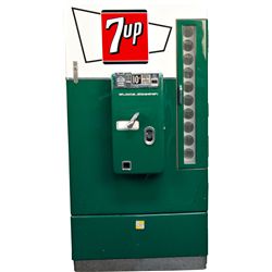 10 Cent Vendorlator Vmc 110 7-Up Bottle Vending Machine