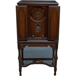 Majestic Model 90 Console Cabinet 4-Leg Radio