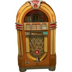 Wurlitzer Model 1015 Multi-Selector Phonograph Jukebox