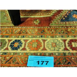 Hand knotted persian area rug