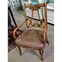 Elegant living room accent chair