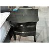 Image 1 : Matching contemporary 2 drawer night table