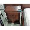 Image 1 : Matching mahogany finish 2 drawer night table