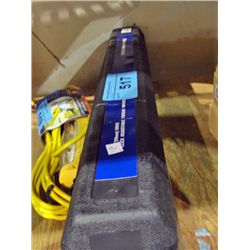Click adjustable torque wrench