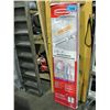 Image 1 : Rubbermaid adjustable closet kit