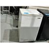 Image 1 : Haier bar fridge - white