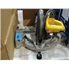 Image 1 : Dewault compound miter saw
