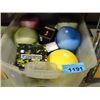Image 1 : Clear plastic storage bin of assorted mannequin