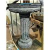 Image 1 : Garden bird bath