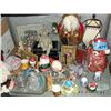 Image 1 : Shelf lot of collectables, christmas items and