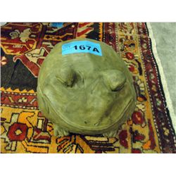 Concrete frog