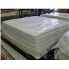 Image 1 : King size mattress and boxspring set
