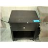 Image 1 : Single drawer bedside table