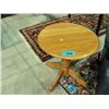 Image 1 : Round solid oak end table