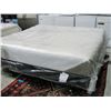 Image 1 : King size icomfort memory foam mattress and