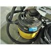 Image 1 : Wet/dry shop vac
