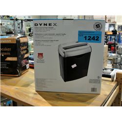 Dynex 5 sheet cross cut paper shredder
