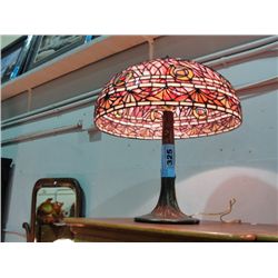 Tiffany style stained glass table lamp