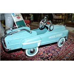 Estate wagon tin toy peddle car