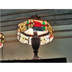 Tiffany style leaded stained glass table lamp