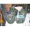 Image 1 : 3 military canteens and a belt pack