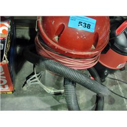 Clark wet/dry shop vac