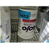 Image 1 : One container of Gojo hand cleaner